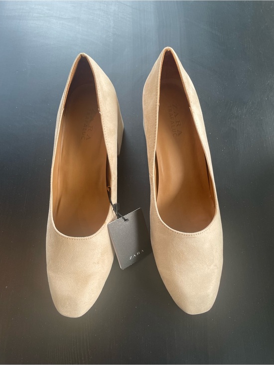 Zara Shoes - Zara Nude Suede Block Heel Pumps